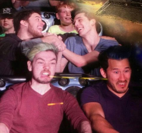 there are two types of people on that ride... Mark And Jack, Squad Poses, Markiplier Memes, Caspar Lee, Jack And Mark, Joe Sugg, Youtube Gamer, Pewdiepie, Markiplier