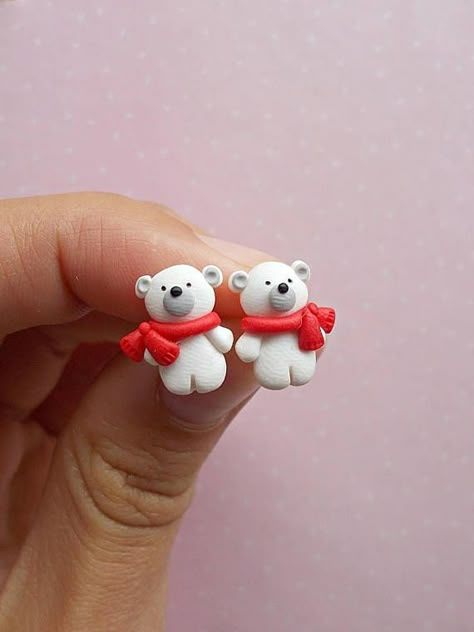 Polar Bear Earrings, Polymer Clay Kunst, Polar Bear Christmas, Bear Earrings, Christmas Clay, Polymer Clay Christmas, Polymer Clay Diy, Polymer Clay Jewelry Diy, Polymer Clay Animals