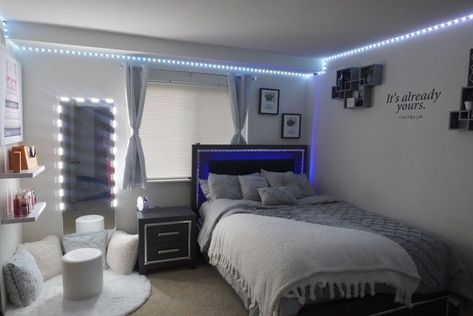 Room Inspiration Bedroom Cozy, Chav Bedroom, Makeover Aesthetic, Bedroom Transformation, Girl Apartment Decor, Luxury Room Bedroom, Classy Bedroom, Bedroom Decor For Teen Girls, Room Redesign