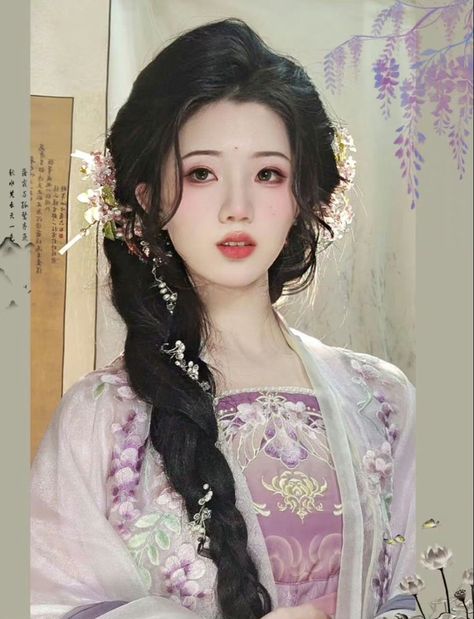 Zicxa Photos #zicxa-photos #zicxa #images #background #wallpaper #freepik #shutterstock #VN Chinese Empress Hairstyles, Chinese Women Hairstyles, Chinese Princess Hairstyle, Chinese Updo Hairstyles, Hair Styles Chinese, Ancient China Hairstyles, Chinese Hanfu Hairstyle, Vietnamese Hairstyles, China Hairstyle