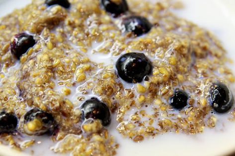 Red River with Ground Flax and Blueberries Extremely Healthy Breakfast, Red River Cereal, Breakfast Cereal Recipes, Hot Breakfast Cereal, Ground Flax Seed, Healthy Cereal Breakfast, Seed Recipes, Tony Horton, Flax Seed Recipes