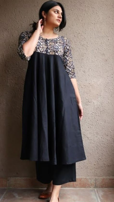 Short Kurta Designs Women, Linen Kurti Design, Black Kurti Design, Printed Fabric Dress, Simple Frock Design, Stylish Kurtis Design, New Kurti Designs, Simple Frocks, Simple Kurta Designs