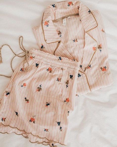 Anthropologie Pajama Set, Cute Floral Pajamas, Cottagecore Pajamas Aesthetic, Spring Pajamas Women, Cottage Core Pjs, Women’s Sleepwear, Cute Womens Pajamas, Pajamas Set Aesthetic, Western Pajamas Women