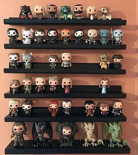 Pop Heads Display, Funko Shelves, Funko Display Ideas, Funko Pop Display Ideas, Funko Pop Shelves, Funko Pop Display, Stuff Toy, Nerd Room, Funko Game Of Thrones