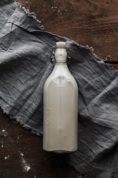 Healthy Milk Recipes, Food Photography Fruit, Milk Photography, Healthy Milk, Rustic Wooden Table, Glass Milk Bottles, Vegan Milk, Plant Based Milk, Dairy Farms