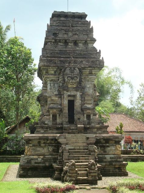 Candi Kidal, Jawa Timur India Architecture, Temple Architecture, Central Java, Breathtaking Places, Ancient Temples, Southeast Asian, City Street, The Tower, Chichen Itza