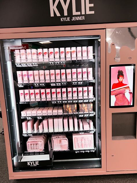 kylie cosmetics and kylie skin vending machine in the newark airport Kylie Jenner Vending Machine, Kylie Cosmetics Vending Machine, Skincare Vending Machine, Kylie Skin Aesthetic, Kylie Jenner Office, Kylie Cosmetics Office, Kylie Pop Up Shop, Beauty Vending Machine, Kylie Cosmetics Store