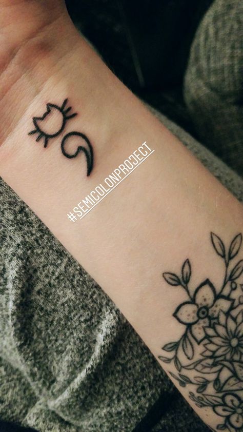 Cat Paw Semicolon Tattoo, Semicolon Cat Tattoo, Cat Henna, Cat Tats, Y Tattoo, Colon Tattoo, Ying Yang Tattoo, Draw Tattoo, Kitty Tattoo