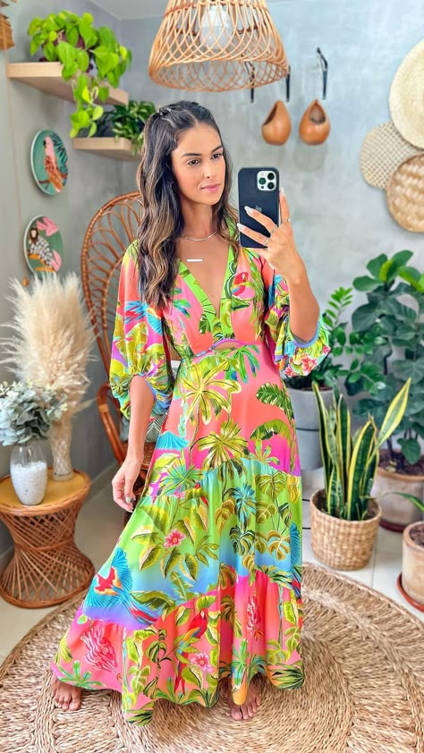 Summer Midsize, Cropped Farm, Fashion Week Dresses, Vestidos Maxi, Different Wedding Dresses, Indie Dresses, Alaska Fashion, What Is Fashion, Cato Fashion