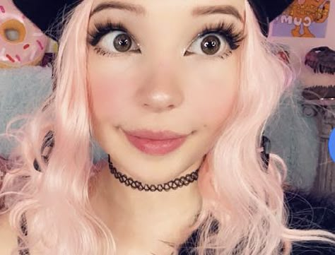 Belle Delphine Before Fame, Old Belle Delphine, Belle Delphine Makeup Tutorial, Belle Delphine Makeup, Belle Delphine Pfp, Bella Delphine, Bell Delphine Aesthetic, Belle Delphine, Dark Kawaii