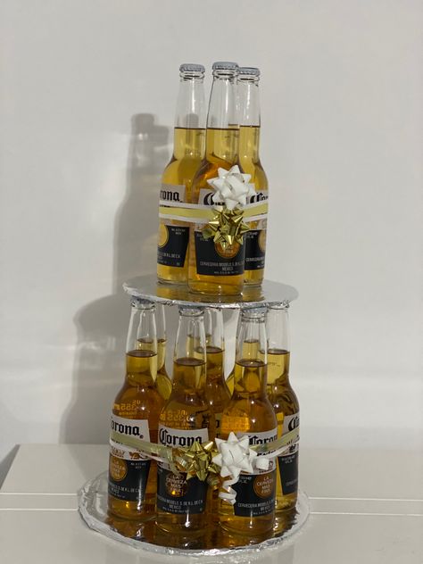 Beer Bottle Cakes For Men, Beer Bottle Gift Ideas, Guy Birthday Party Decorations, 40th Birthday Gifts Diy, Beer Cake Tower, Beer Bottle Cake, Birthday Beer Cake, Alcohol Cake, Cake Tower