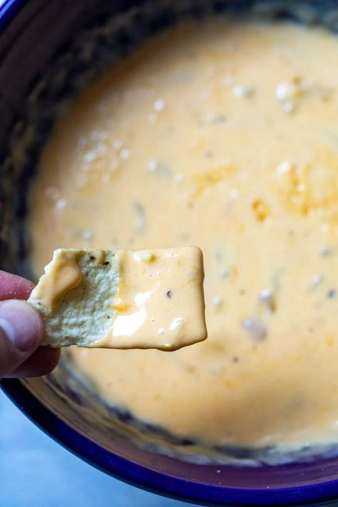 Making a queso that is creamy smooth and stays that way can be tricky. This is THE best way to make a great queso in the microwave! Very customizable and great for parties! crunchtimekitchen.com #queso #microwave #appetizers Microwave Queso, Best Queso Recipe, Food Engineering, Spicy Queso, Queso Recipe, Green Chiles, Queso Dip, Taco Meat, Microwave Recipes