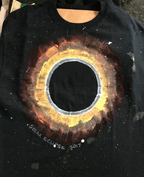 Solar Eclipse for Kids | DIY Solar Eclipse Glow-in-the-Dark T Shirt Solar Eclipse Costume, Eclipse Tshirts, Solar Eclipse Shirt Ideas, Solar Eclipse Party Ideas, Eclipse Themed Food, Solar Eclipse Shirts, Solar Eclipse Activity, Eclipse Party, Eclipses Art