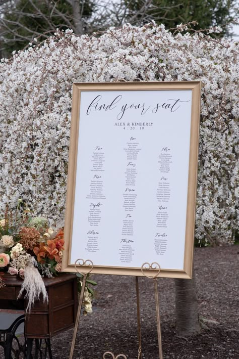 Seating Chart In Frame, Gold Frame Seating Chart, Framed Seating Chart Wedding, Simple Seating Chart Wedding Ideas, Gold Seating Chart Wedding, Wedding Seating Chart Frame, Framed Seating Chart, Wedding Seating Chart Gold, Frame Seating Chart