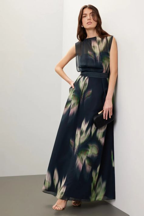 Tess Gown by Kay Unger | Rent the Runway Gown Simple, Gown Rental, Night Gown Dress, Gala Outfit, 2024 Wishlist, Kay Unger, Boho Style Outfits, Pretty Fashion, Guest Attire