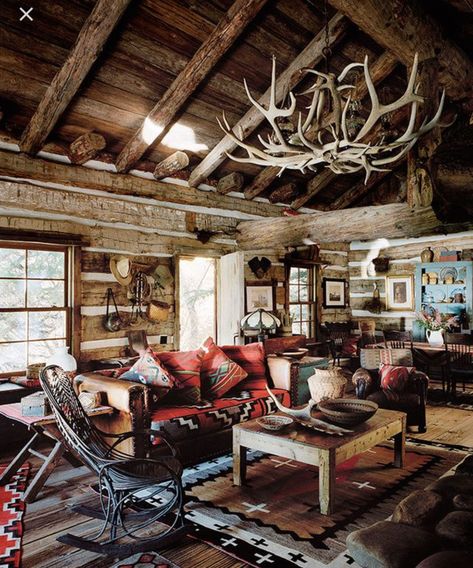 Rustic Cabin Design, Ralph Lauren Interiors, Cozy Cabin Decor, Little Cabin In The Woods, Modern Rustic Living Room, Log House, Beautiful Houses Interior, Cabin Interiors, Rock Creek