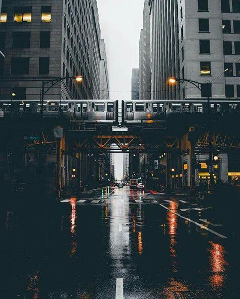 Chicago Aesthetic, Rainy City, Between Two Worlds, Dark City, Living Modern, Chicago Photography, Chicago Architecture, Chicago City, Chicago Skyline