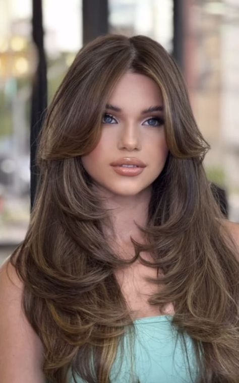 Womans Haircut Long, Long Haircuts Side Part, Haircuts For Long Hair Straight, Top 10 Hairstyles, Hairstyles For Long Straight Hair, Haircuts For Long Hair With Layers, Brown Hair Looks, Layered Haircuts For Medium Hair, Long Hair Pictures