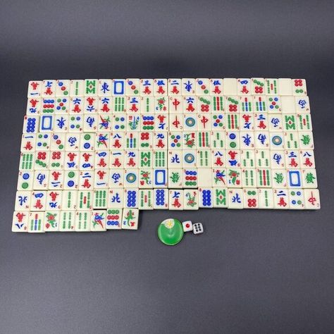 Vintage MAH JONGG MAHJONG Set Green White Two Tone 148 tiles & dice & counter Mahjong Set, Mah Jongg, All Photos, Board Games, Shop House, Two Tone, Green, White, Color