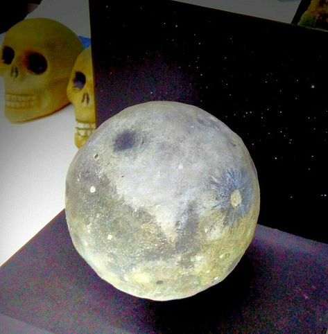 Luna Dante Alighieri, Science Projects For Kids, Science Projects, Solar System, Projects For Kids, Astronomy, Witch, Universe, Celestial Bodies