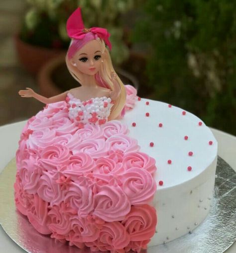 Doll Cake Designs, Fruit Cake Design, Cake Roses, Barbie Birthday Cake, Barbie Doll Cakes, Princess Birthday Cake, Buttercream Cake Decorating, Wedding Cake Roses, Simple Cake Designs