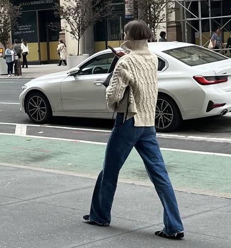 Fall Clothes Aesthetic, First Day Of Work Outfit, Turtle Neck Outfit, October Fashion, Trendy Outfit Ideas, French Girl Chic, Turtleneck Outfit, City Outfits, Fall Outfit Ideas