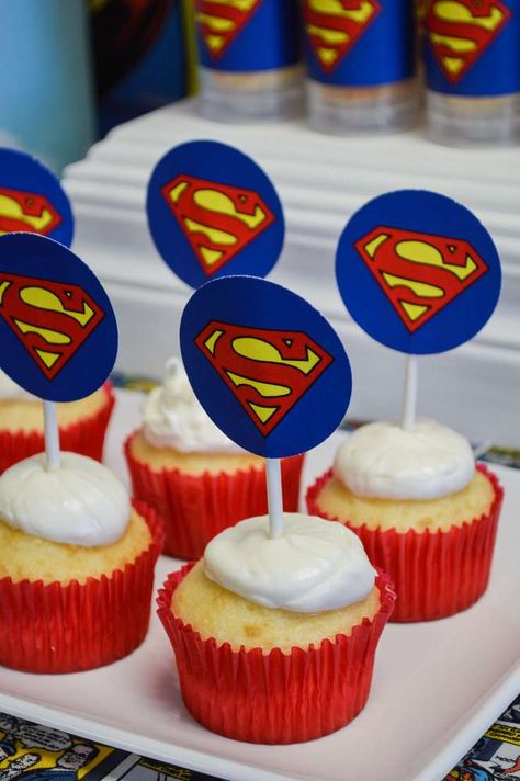 Superman Baby Shower, Supergirl Party, Supergirl Birthday, Superman Birthday Party, Party Cooler, Superman Party, Superman Birthday, Birthday Men, Batman Birthday