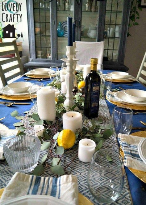 Greek Inspired Dinner, Greek Party Decorations, Greek Party Theme, Greece Party, Mediterranean Party, Party Decorations Diy, Greek Christmas, Greek Dinners, Italian Dinner Party