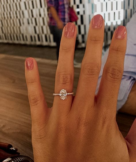 خواتم خطوبة, Matching Wedding Rings, Bling Ring, Cute Engagement Rings, Future Engagement Rings, Oval Engagement, Shellac Nails, Dream Engagement, Dream Engagement Rings