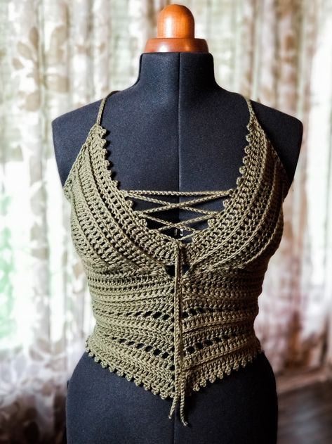 "Casual Crochets Tops for Everyday Wear"
https://youtu.be/xdrXo5c6PIw?si=nWzeFoldy6yenrIc Mode Crochet, Earthy Outfits, Estilo Hippie, Crochet Clothing And Accessories, Crochet Fashion Patterns, Crochet Crop, Crochet Diy, Crochet Shirt, Inner Circle