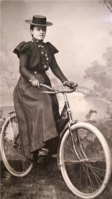 Lady on her bicycle, c.1910:  I kind of want to be her, right now. Giant Bicycle, Antique Bicycles, Riding A Bicycle, Velo Vintage, Old Bicycle, Vintage Cycles, I Want To Ride My Bicycle, Bicycle Women, Bicycle Girl