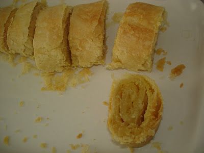 Banket (Dutch Pastry with almond filling) Almond Banket, Banket Recipe, Almond Paste Filling, Dutch Desserts, Lost Recipes, Marzipan Recipe, Almond Filling, Dutch Cuisine, Almond Pastry