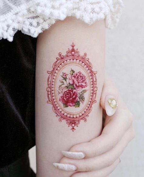 Victorian Tattoo Vintage, Tattoo Frame, Cameo Tattoo, Victorian Tattoo, Teacup Tattoo, Pearl Border, Gypsophila Bouquet, Cage Decor, Jewel Tattoo