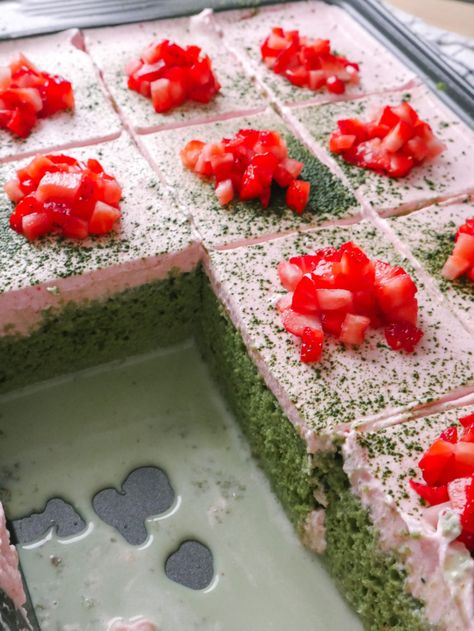 Special Birthday Dinner, Birthday Dinner Recipes, Strawberry Matcha Latte, Tres Leches Cake Recipe, Strawberry Matcha, Cake 5, Leches Cake, Ceremonial Grade Matcha, Recipe Cake