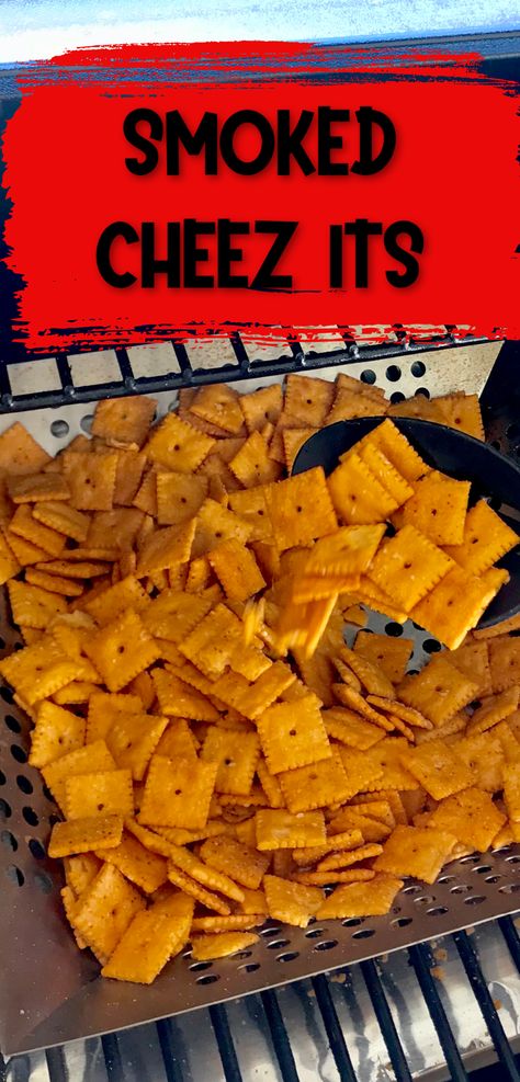 Smoked Cheese Sticks, Smoked Cheez Its Recipe, Quick Smoker Meals, Smoked Cheese Its, Smoked Snack Mix Recipes, Smoked Crackers, Smoker Snacks, Smoked Cheez Its, Smoked Snacks