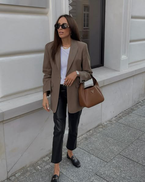 Irin on Instagram: “The Curated is now launched at Galeries Lafayette in Paris 🤎 wearing @shopthecurated classic blazer in dark taupe” Dark Taupe Outfit, Taupe Blazer Outfit Work, Dark Beige Blazer Outfit, Taupe Blazer Outfits Women, Classic Blazers For Women, Spring Style 2023 Women, Taupe Blazer Outfit, Modern Office Outfits Women, Blazer Outfit Elegant