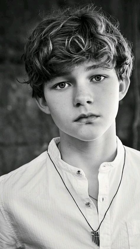 Levi Miller, Skin Packaging, Cerave Moisturizing Cream, A Wrinkle In Time, Young Celebrities, High Waist Yoga Pants, Boy Models, Child Actors, Moisturizing Cream