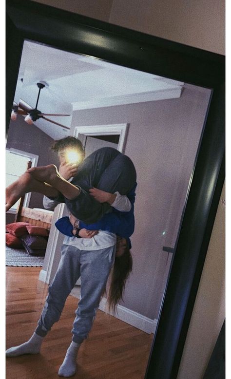 Photos Couple Mignon, Image Couple, Couple Goals Teenagers, Goals Pictures, Boyfriend Goals, Cute Couples Photos, Relationship Goals Pictures, Photo Couple, Cute Relationship Goals