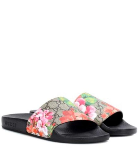 Sandals Gucci, Gucci Flats, Dream Items, Gucci Sandals, Pretty Shoes Sneakers, Beach Flip Flops, Buy Gucci, Slides Sandals, Head Wrap