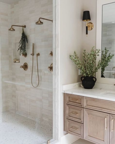 master bath • Instagram Modern European Master Bath, European Organic Modern Bathroom, Earthy Master Bath, Luxury Master Bath Design Ideas, Spa Master Bath Ideas, Spa Like Bathroom Ideas, European Organic Modern, European Style Bathroom, Spa Master Bath