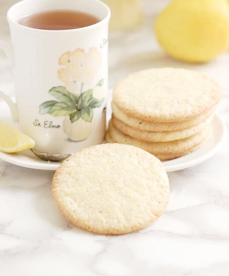 Cookie Thins Recipe, Lemon Cookies Recipes, Tea Time Food, Mom Recipes, Tea Cookies, Cookies Baking, Tea Time Snacks, Lemon Cookies, Lemon Desserts