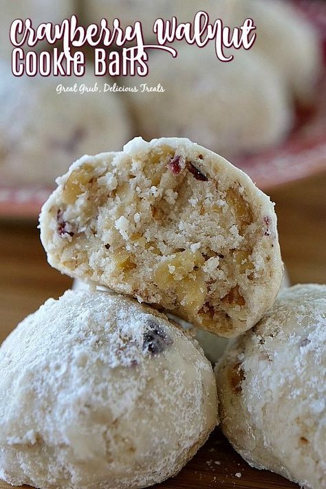 Cranberry Walnut Cookie Balls are delicious and are the perfect homemade holiday cookie with cranberries and walnuts, coated in powdered sugar. #dessertfoodrecipes #dessertrecipes #baked #holidaydesserts #greatgrubdelicioustreats Xmas Sweets, Holiday Cookies Decorated, Easy Holiday Cookies, Cookie Balls, Cookie Cake Pie, Holiday Cookies Christmas, Party Food Dessert, Snowball Cookies, Walnut Cookies