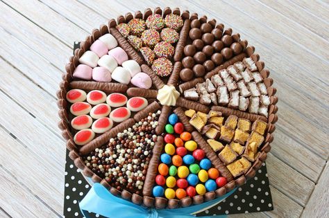 Easy Chocolate Birthday Cake Easy Chocolate Birthday Cake, Minecraft Cake Easy, Chocolate Finger Cake, Lolly Cake, Easy Minecraft Cake, Chocolate Lollies, Chocolate Birthday Cake, Homemade Birthday Cakes, Easy Birthday