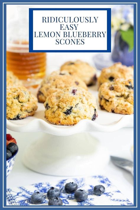 Lemon Blueberry Scones, Blueberry Lemon Scones, Blueberry Scones Recipe, Raspberry Scones, Scones Recipe Easy, Homemade Scones, Scones Easy, Blueberry Scones, Scones Recipe