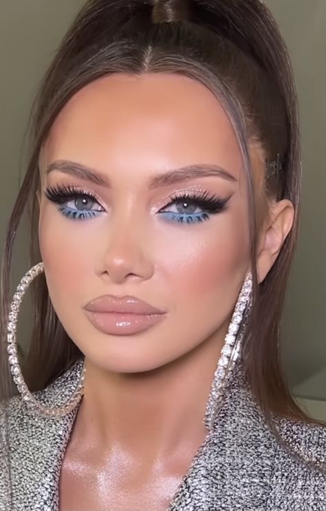 Makeup With Dusty Blue Dress, Blue Makeup Looks Green Eyes, Blue Soft Makeup Looks, Blue Dress Outfit Makeup, Light Blue Under Eye Makeup, Makeup Blue Under Eye, Makeup To Match Light Blue Dress, Denim And Diamonds Makeup, Dusty Blue Dress Makeup Look