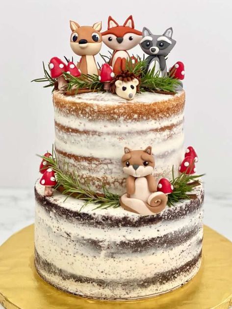 40+ Unique Woodland Themed Baby Shower ideas with Free Printable included Woodland Themed Baby Shower Ideas, Forest Baby Shower Ideas, Woodland Theme Cake, Woodland Birthday Cake, Animal Baby Shower Cake, Themed Baby Shower Ideas, Woodland Baby Shower Decorations, Forest Baby Showers, Woodland Cake