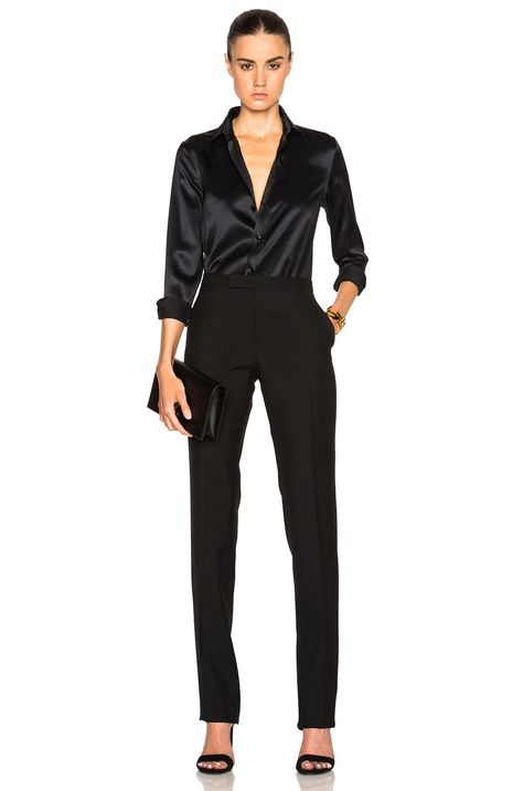 Black Silk Top Outfit, Satin Shirt Outfit Classy, Satin Blouse Outfit Classy, Silk Top Outfit Classy, Black Satin Shirt Outfit, Black Blouse Outfit, Silk Top Outfit, Blouse Outfit Work, Silk Blouse Outfit