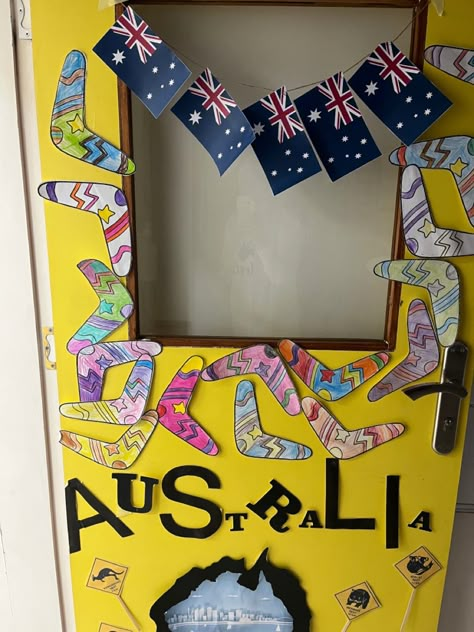 Australia Door Decorations, Australia Themed Classroom, Australia Bulletin Board, Australia Classroom Decor, Australia Landmarks, Australia Decor, Australia Fun Facts, Australia For Kids, Australia School