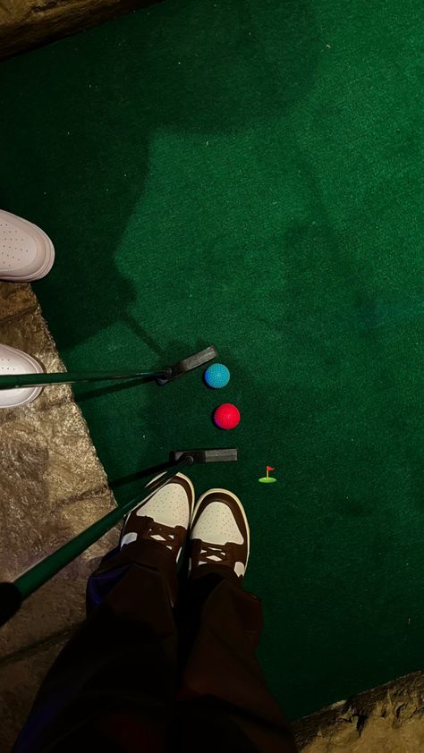 Couple Golfing Aesthetic, Mini Golf Date Aesthetic, Golf Date Aesthetic, Top Golf Date, Golfing Aesthetic, Mini Golf Date, Put Put Golf, Night Date Ideas, Golf Date