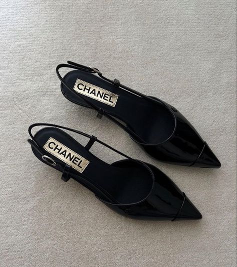 Kitten Hills Shoes, Chanel Stilettos, Chanel Black Heels, Chanel Kitten Heels, Vintage Chanel Heels, Heels Chanel, Chanel Heels, Marriage Ideas, Heels Designer